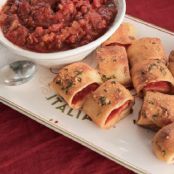 Pepperoni Pizza Bites with Marinara Dipping Sauce